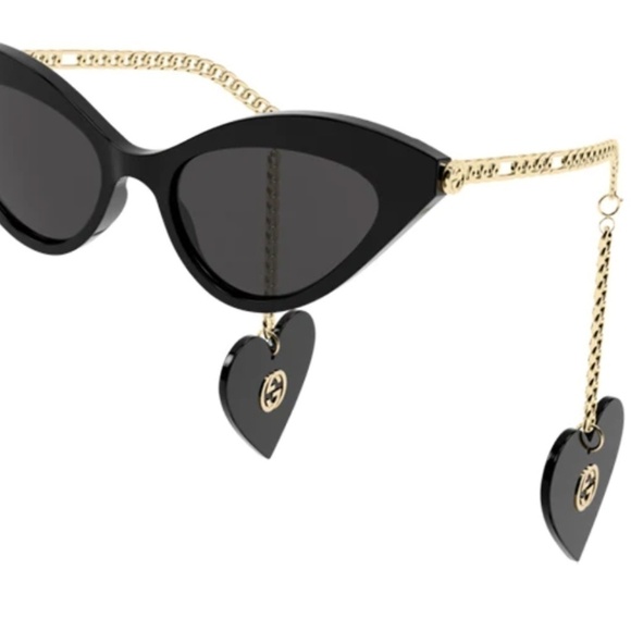 NWT Gucci Cat Eye Tinted Sunglasses with Detachable Charms - Picture 9 of 12